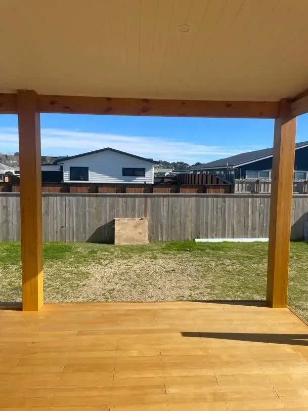 Before - Ziptrak timber pergola