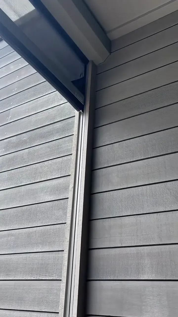 Motorised outdoor screens enclosing a covered patio